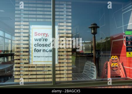 Durham, Großbritannien. März 2020. McDonalds muss schließen, da Großbritannien in den Coronavirus Lockdown geht. Stockfoto