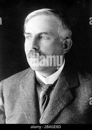 ERNEST RUTHERFORD (1871-1937) neuseeländisch geborener britischer Physiker, der Pionierarbeit in der Kernphysik leistete. Stockfoto