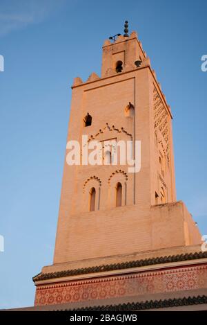 Die Ben Salah Moschee ist eine marinide Moschee aus dem 14. Jahrhundert in der historischen Medina von Marrakesch, Marokko. Stockfoto