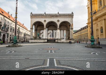 Bayern-München-Deutschland, 27. März 2020: Leere Straßen am Odeonsplatz, München wegen Abschaltung wegen Corona-Virus Stockfoto