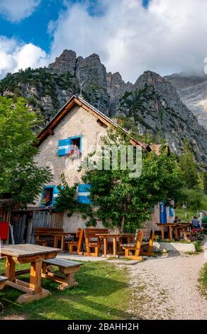 Berghütte, Rifugio San Marco, San Vito di Cadore, Belluno, Italien Stockfoto