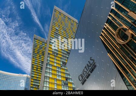 Die Architektur der Veer Towers entlang des Strip in Las Vegas, Nevada, USA. Stockfoto