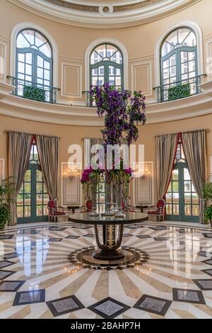 Inneneinrichtung und Geschäfte im Bellagio Hotel and Casino Complex entlang des Strip in Las Vegas, Nevada, USA. Stockfoto