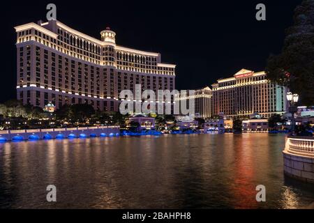 Der Bellagio Hotel and Casino Komplex entlang des Strip in Las Vegas, Nevada, USA. Stockfoto