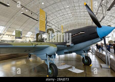 19. SEPTEMBER 2015, EVERETT, WA: Vorderansicht eines flugfähigen Iljuschin II-2M3 Shturmovik in einem Museum im Raum Seattle. Stockfoto