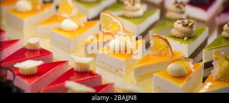 Kuchen in der Bäckerei Stockfoto