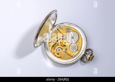 Öffnen Sie den Uhrmechanismus im Detail Stockfoto