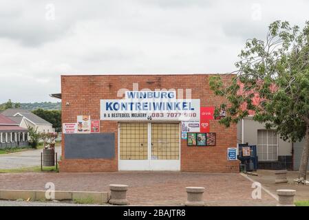 WINBURG, SÜDAFRIKA - 1. MÄRZ 2020: Ein kleiner Supermarkt in Winburg, einer Kleinstadt in der Provinz Freistaat Stockfoto