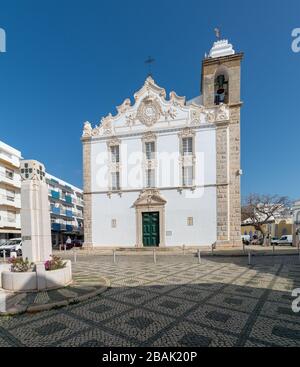 Olhao, Algarve, Portugal - Februar 2020: Igreja Matriz de Nossa Senhora do Rosario Stockfoto