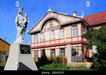 Außenansicht der Kirche Maria Auxiliadora, Stadt Puerto Natales, Patagonien, Chile, Südamerika Stockfoto