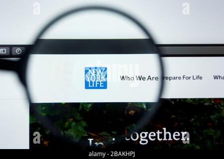 Los Angeles, Kalifornien, USA - 12. Juni 2019: Illustrative Editorial der Homepage von New york Life. Das New york Life-Logo ist auf dem Display sichtbar Stockfoto