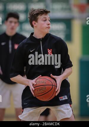 Basketball-Action mit Kuna gegen Moskau High School in Boise, Idaho. Stockfoto