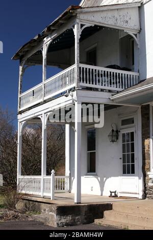 Das ist ein Blick auf das alte Haus. Stockfoto