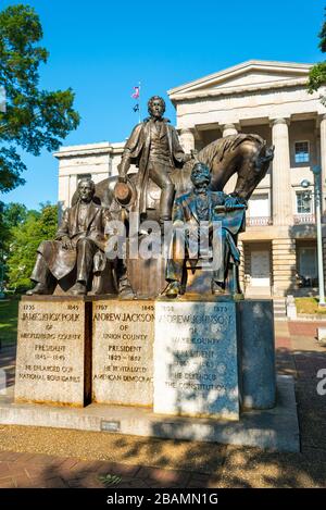 Memorial Monument State von Präsident James Polk, Andrew Jackson und Andrew Johnson auf dem Gelände der Bundeshauptstadt von Raleigh North Carolina Stockfoto