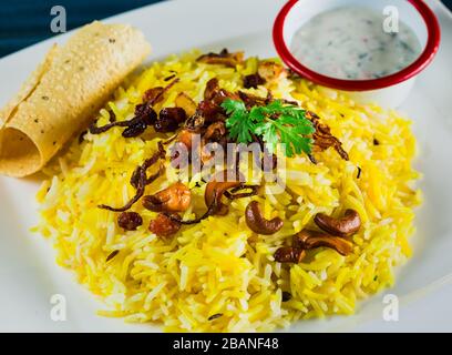 Gemüsebiryani im Handi Biryani. Stockfoto