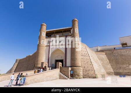 Haupttor der Festung Ark, Buchara, Buchara, Usbekistan, Zentralasien, Asien Stockfoto