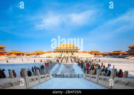 Peking, China - 9. Januar 2020: Taihedian (Hall of Supreme Harmony) ursprünglich erbaut 1406, ist es die größte Halle der Verbotenen Stadt, die sich an seiner befindet Stockfoto