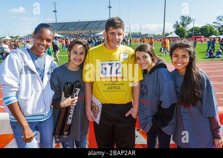 Miami Florida, Liberty City, Traz Powell Stadium, Special Olympics, Bedürfnisse, Track & Field geistig Behinderte spezielle Bedürfnisse, Studenten, Volun Stockfoto