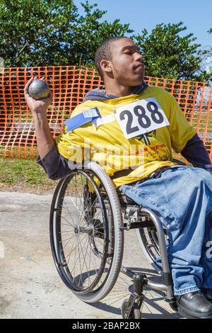 Miami Florida, Liberty City, Traz Powell Stadium, Special Olympics, Bedürfnisse, Track & Field geistig Behinderte spezielle Bedürfnisse, eingeschränkt, Student Stu Stockfoto