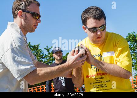 Miami Florida, Liberty City, Traz Powell Stadium, Special Olympics, Bedürfnisse, Leichtathletik-Veranstaltung, geistig behinderte Behinderte, besondere Bedürfnisse, cha Stockfoto