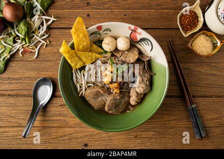 Dies ist das Bild von Schweinesuppe Noodle Thai Stil Stockfoto