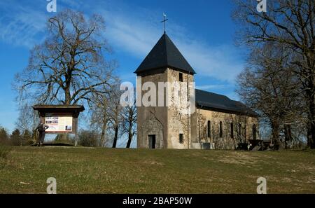 Ehemalige wieder aufgebauten katholischen Kirche Sankt Rochus bei Vogelsang Deutschland Stockfoto