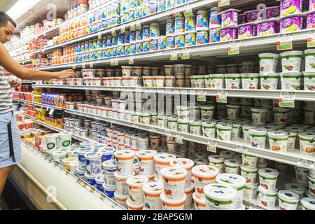 Miami Beach Florida, Publix, Lebensmittelgeschäft, Supermarkt, Lebensmittel, Vitrine Verkauf, Marken, Shopping Shopper Shopper Shop Geschäfte Markt Märkte Marktplatz kaufen Stockfoto