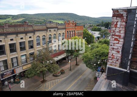 Oneonta USA - 15. September 2013 - Hauptstraße Oneonta NY Stockfoto