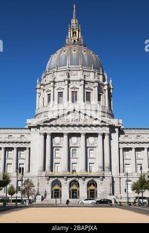 Golden Dome der San Francisco City Hall, San Francisco, Kalifornien, USA. Stockfoto