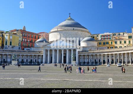 Platz Plebiscito in Neapel, Italien Stockfoto