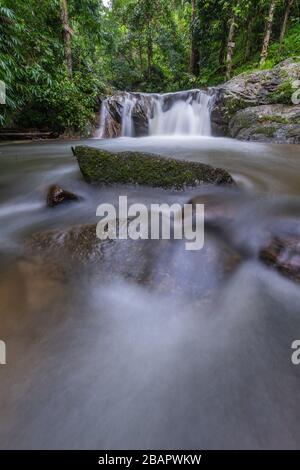 Mae wong Wasserfälle nördlich in thailand, Chiangmai, Thailand. Stockfoto