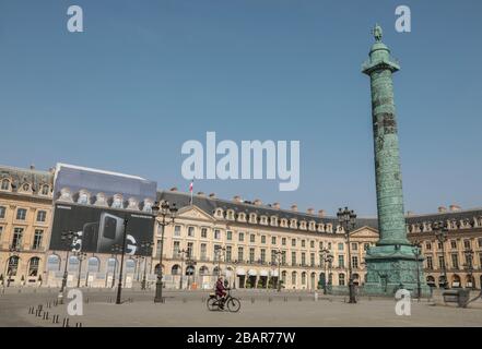 PARISER LOCKDOWN 10. TAG Stockfoto
