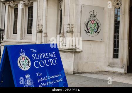 Der Oberste Gerichtshof am Parliament Square, Westminster. Das höchste Gericht in britischem Recht Stockfoto