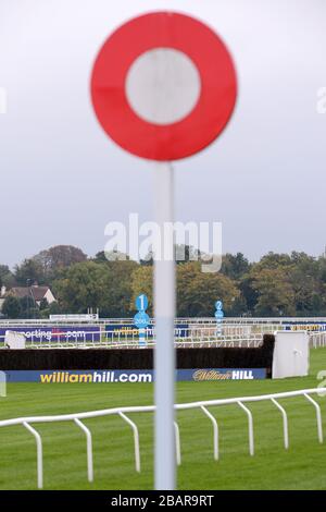 Allgemeiner Blick auf die Pferderennbahn Kempton Stockfoto