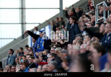 Colchester vereinte Fans auf den Tribünen Stockfoto