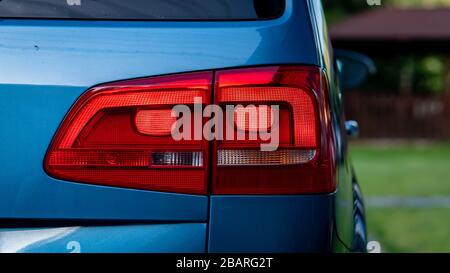 Cluj-Napoca, Cluj/Rumänien-07.01.2020: VW Tiguan LED-Rückleuchten, rechte Seite Stockfoto