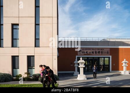 Bussy St Georges Esplanade des Religions FO Guang Shan Taiwan chinesischer Tempel. Stockfoto