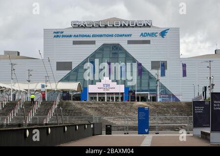 London Excel Center Standort für NHS Nightingale Krankenhaus, das für die Behandlung von COVD-19-Patienten in London gebaut wird Stockfoto