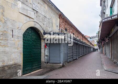 Istanbul/Türkei - 25. März 2020: Istanbul, das aufgrund von Maßnahmen im Rahmen der Coronavirus-Pandemie leer geblieben ist Stockfoto