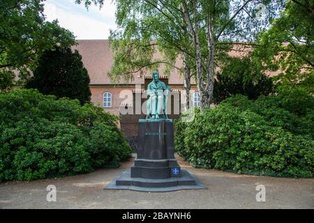 Die Statue von Soren Kierkegaard in Kopenhagen Stockfoto