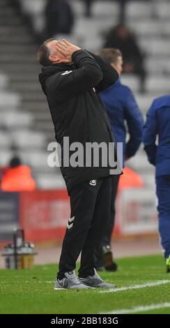 Der Manager von Coventry City Mark Robins reagiert auf den Ausgleich von Sunderland spät im Spiel Stockfoto