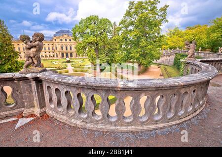 Würzburg Residenz und bunte Gärten, Wahrzeichen in Bayern Region in Deutschland Stockfoto