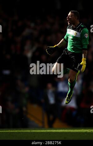 Der Keeper Paddy Kenny von Leeds United feiert das 4. Tor gegen Birmingham City Stockfoto