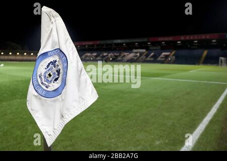 Ein allgemeiner Blick auf das Fußballstadion der Crown Oil Arena von Rochdale Stockfoto