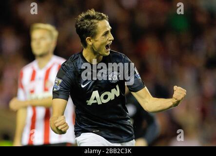 Adnan Januzaj von Manchester United feiert sein 2. Tor während des Barclays Premier League-Spiels Sunderland gegen Manchester United im Stadium of Light, Sunderland Stockfoto