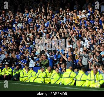 Allgemeine Ansicht der Everton-Fans, die ihre Unterstützung während des Spiels gegen West Bromwich Albion zeigen. Stockfoto