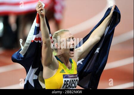 Australiens Sally Pearson feiert 100 Meter Hürden bei den Frauen Stockfoto