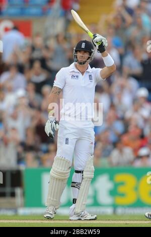 Englands Kevin Pietersen feiert 50 Stockfoto