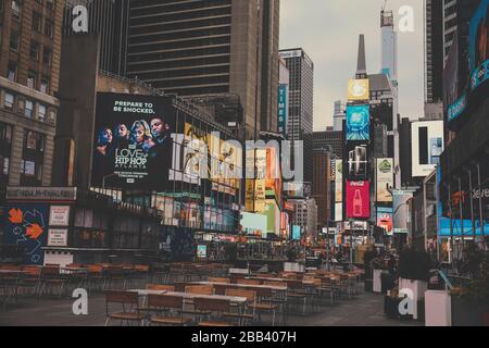 Minskoff Theatre, Das Den König Der Löwen Auf Dem Times Square, New York Zeigt Stockfoto