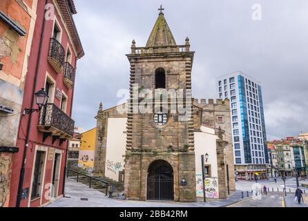 Angrenzende Kapelle des Schlosses Revillagigedo in Gijon in der autonomen Gemeinschaft Asturien in Spanien Stockfoto